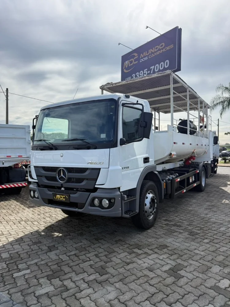 MERCEDES-BENZ MB ATEGO 1719 4X2 2020 - COMBOIO TANQUE ABASTECEDOR